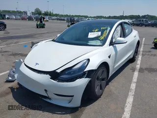 2023 Tesla Model 3 с VIN 5YJ3E1EAXPF645384, выставлен на аукционе IAAI как лот 42401955 с пробегом 18 031 миль миль и . История ставок и продаж доступна на DreamBid. Изображение 17.