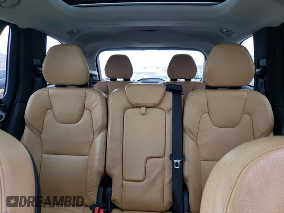 2016 Volvo XC90 T6 Momentum with VIN YV4A22PK2G1037652, listed as a Copart auction lot 49679815 with 110,467 mi miles and Salvage Title. Bid and sale history available at carsss.com. Image 10.