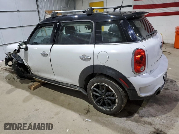 2016 MINI Countryman S with VIN WMWZC5C54GWT39755, listed as a Copart auction lot 50705915 with 133,466 mi miles and Salvage Title. Bid and sale history available at DreamBid. Image 2.