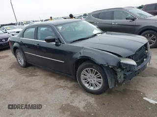 2008 Chrysler 300 Touring с VIN 2C3KA53G28H293214, выставлен на аукционе IAAI как лот 42428282 с пробегом 213 220 миль миль и . История ставок и продаж доступна на DreamBid. Изображение 1.