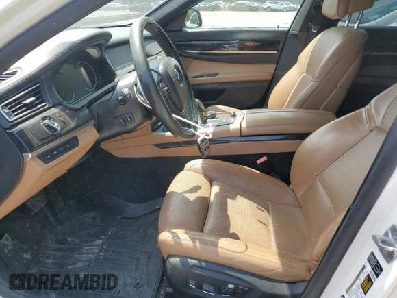 2014 BMW 7 Series ALPINA B7 xDrive с VIN WBAYF8C58ED652742, выставлен на аукционе Copart как лот 60919225 с пробегом 79 560 миль миль и Списание • Salvage title. История ставок и продаж доступна на DreamBid. Изображение 7.