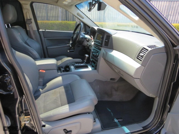 2007 Jeep Grand Cherokee SRT-8 with VIN 1J8HR78347C515195, listed as a Copart auction lot 77478044 with 126,330 mi miles and Salvage Title. Bid and sale history available at carsss.com. Image 5.