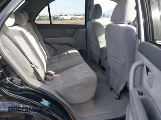 2005 Kia Sorento LX with VIN KNDJD733055359236, listed as a IAAI auction lot 41681533 with 204,755 mi miles. Bid and sale history available at carsss.com. Image 8.