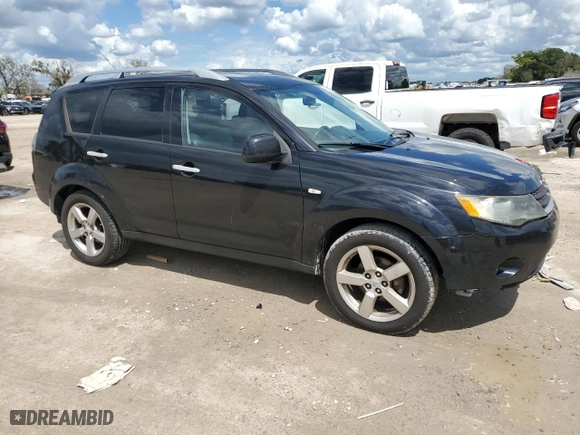2007 Mitsubishi Outlander XLS with VIN JA4MT41X47U015898, listed as a Copart auction lot 69460024 with 188,903 mi miles and Clean Title. Bid and sale history available at carsss.com. Image 4.