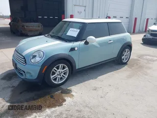2013 MINI Hardtop with VIN WMWSU3C51DT372387, listed as a IAAI auction lot 42514124 with 100,560 mi miles and . Bid and sale history available at DreamBid. Image 2.