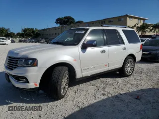 2017 Lincoln Navigator Reserve z VIN 5LMJJ2LT2HEL03324, wystawiony jako Copart lot #86693884 z przebiegiem 88 652 mil mil oraz Szkoda całkowita • Salvage title. Historia ofert i sprzedaży dostępna na DreamBid. Obrazek 1.