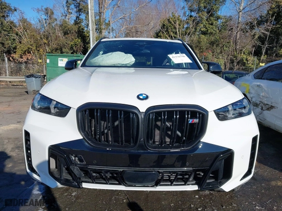 2025 BMW X5 M60i with VIN 5UX33EU09S9X35021, listed as a IAAI auction lot 41376790 with 1 mi miles. Bid and sale history available at carsss.com. Image 11.
