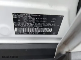 2019 Toyota RAV4 XLE with VIN JTMW1RFV1KD023944, listed as a IAAI auction lot 41892733 with 45,851 mi miles. Bid and sale history available at carsss.com. Image 9.