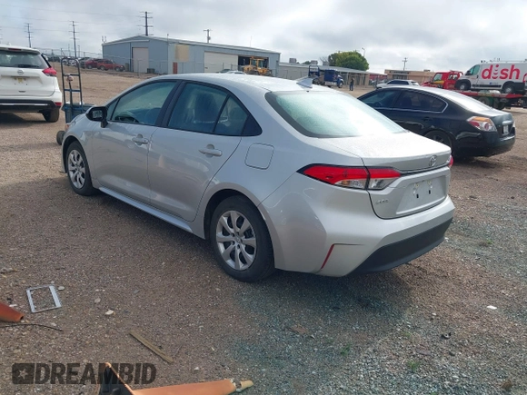 2025 Toyota Corolla LE z VIN 5YFB4MDE9SP257774, wystawiony jako IAAI lot #42480925 z przebiegiem 20 113 mil mil oraz . Historia ofert i sprzedaży dostępna na DreamBid. Obrazek 3.