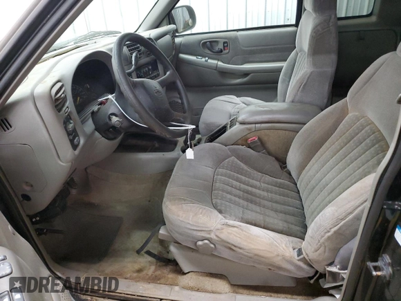 2001 Chevrolet S-10 LS with VIN 1GCCS19W518137894, listed as a Copart auction lot 51123925 with Not Provided miles and Salvage Title. Bid and sale history available at DreamBid. Image 7.