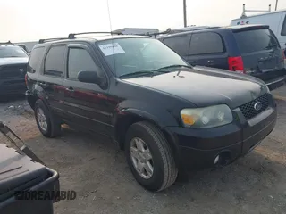 2007 Ford Escape Limited с VIN 1FMCU94107KA38380, выставлен на аукционе IAAI как лот 42399848 с пробегом 156 690 миль миль и . История ставок и продаж доступна на DreamBid. Изображение 1.