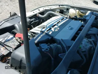 2005 Toyota Camry LE with VIN 4T1BF30K15U611211, listed as a IAAI auction lot 42851208 with 261,956 mi miles and . Bid and sale history available at DreamBid. Image 19.