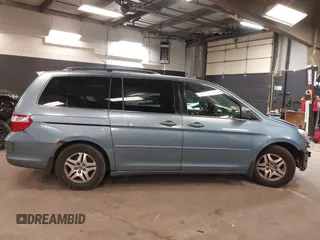 2007 Honda Odyssey EX-L with VIN 5FNRL38687B102568, listed as a IAAI auction lot 41991054 with 243,896 mi miles. Bid and sale history available at carsss.com. Image 13.