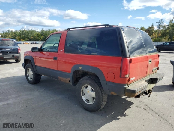 1998 Chevrolet Tahoe with VIN 3GNEK18R0WG114682, listed as a Copart auction lot 75619714 with 208,770 mi miles and Clean Title. Bid and sale history available at carsss.com. Image 2.