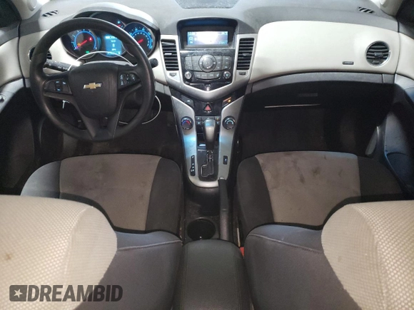 2015 Chevrolet Cruze LS with VIN 1G1PA5SG3F7136487, listed as a Copart auction lot 57043565 with 140,071 mi miles and Clean Title. Bid and sale history available at DreamBid. Image 8.