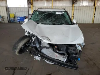 2025 Kia Seltos EX z VIN KNDERCAA9S7671844, wystawiony jako Copart lot #51185465 z przebiegiem 1 009 mil mil oraz Szkoda całkowita • Salvage title. Historia ofert i sprzedaży dostępna na DreamBid. Obrazek 5.