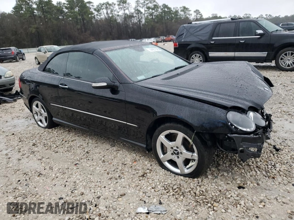 2007 Mercedes-Benz CLK 550 with VIN WDBTK72G37T077852, listed as a Copart auction lot 44957585 with 195,015 mi miles and Salvage Title. Bid and sale history available at DreamBid. Image 4.