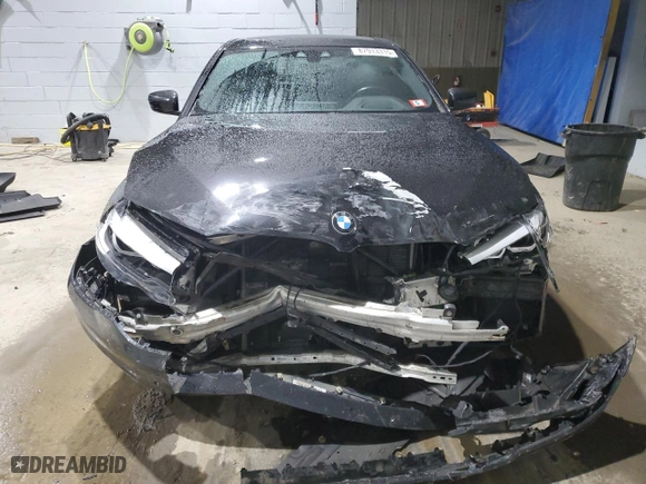 2019 BMW 5 Series 530i xDrive with VIN WBAJA7C52KWW05524, listed as a Copart auction lot 87913315 with 0 mi miles and Salvage Title. Bid and sale history available at carsss.com. Image 5.