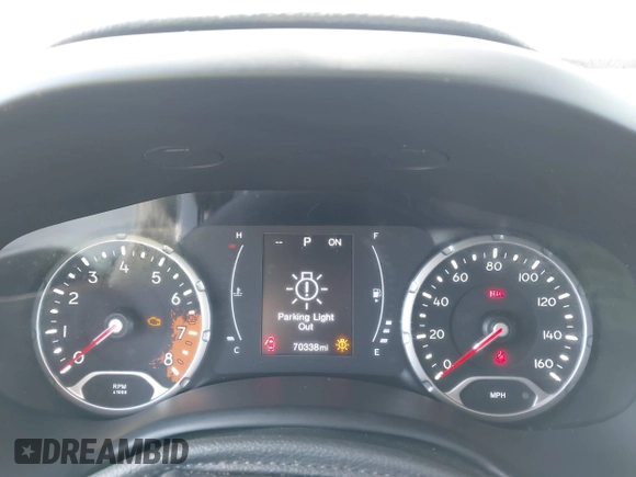 2018 Jeep Renegade Altitude с VIN ZACCJABB9JPH31455, выставлен на аукционе IAAI как лот 41722675 с пробегом 70 338 миль миль и . История ставок и продаж доступна на DreamBid. Изображение 7.