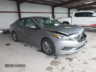 2016 Hyundai Sonata SE with VIN 5NPE24AF0GH375684, listed as a IAAI auction lot 42008639 with 172,199 mi miles and . Bid and sale history available at carsss.com. Image 1.