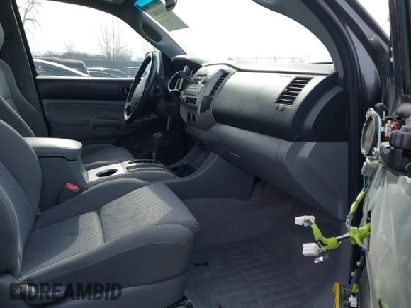 2011 Toyota Tacoma PreRunner with VIN 3TMJU4GN8BM123949, listed as a IAAI auction lot 41416665 with 152,885 mi miles and . Bid and sale history available at DreamBid. Image 5.