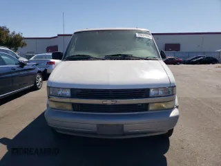 2000 Chevrolet Astro with VIN 1GNDM19W6YB138636, listed as a Copart auction lot 70530964 with Not Provided miles and Clean Title. Bid and sale history available at carsss.com. Image 5.