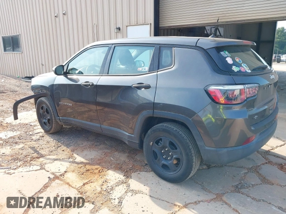 2018 Jeep Compass Sport с VIN 3C4NJCAB0JT233112, выставлен на аукционе IAAI как лот 42580222 с пробегом 96 280 миль миль и . История ставок и продаж доступна на DreamBid. Изображение 3.