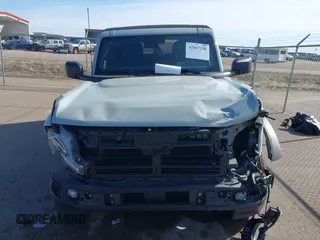 2021 Ford Bronco с VIN 1FMDE5BH9MLA61091, выставлен на аукционе IAAI как лот 42047298 с пробегом 31 479 миль миль и . История ставок и продаж доступна на DreamBid. Изображение 12.