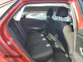 2022 Hyundai Elantra SEL z VIN 5NPLM4AG3NH070249, wystawiony jako Copart lot #57570305 z przebiegiem Nie podano mil oraz Szkoda całkowita • Salvage title. Historia ofert i sprzedaży dostępna na DreamBid. Obrazek 10.