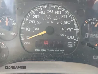 2000 Chevrolet Astro z VIN 1GNDM19W6YB120816, wystawiony jako IAAI lot #42209943 z przebiegiem 370 919 mil mil oraz . Historia ofert i sprzedaży dostępna na DreamBid. Obrazek 7.
