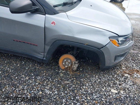 2020 Jeep Compass Trailhawk с VIN 3C4NJDDB6LT184616, выставлен на аукционе IAAI как лот 41973717 с пробегом 105 765 миль миль и . История ставок и продаж доступна на DreamBid. Изображение 6.