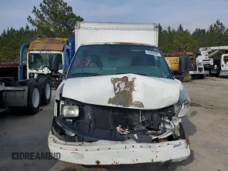 2008 GMC Savana Commercial 9E9 SRW with VIN 1GDGG31C581911818, listed as a Copart auction lot 85302684 with 192,740 mi miles and Salvage Title. Bid and sale history available at carsss.com. Image 5.