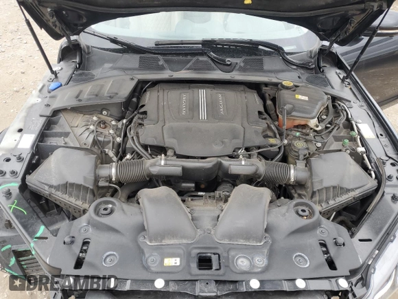 2018 Jaguar XJ Portfolio with VIN SAJWJ2GD9J8W15744, listed as a Copart auction lot 46645935 with 54,185 mi miles and Clean Title. Bid and sale history available at DreamBid. Image 11.
