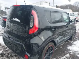2014 Kia Soul ! with VIN KNDJX3A51E7011471, listed as a IAAI auction lot 41535197 with 65,424 mi miles. Bid and sale history available at carsss.com. Image 4.
