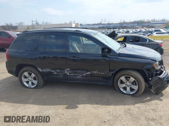 2016 Jeep Compass High Altitude with VIN 1C4NJDEB8GD647351, listed as a IAAI auction lot 41894388 with 138,356 mi miles and . Bid and sale history available at DreamBid. Image 13.