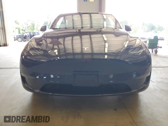 2024 Tesla Model Y Long Range z VIN 7SAYGDEE2RA246928, wystawiony jako Copart lot #60996035 z przebiegiem 19 266 mil mil oraz Szkoda całkowita • Salvage title. Historia ofert i sprzedaży dostępna na DreamBid. Obrazek 5.