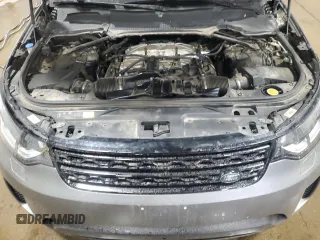 2018 Land Rover Discovery HSE Luxury with VIN SALRT2RV7JA052867, listed as a Copart auction lot 47933665 with 104,033 mi miles and Salvage Title. Bid and sale history available at DreamBid. Image 12.
