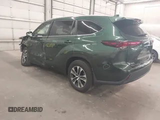 2024 Toyota Highlander LE with VIN 5TDKDRBH5RS539941, listed as a IAAI auction lot 42382715 with 19,188 mi miles and . Bid and sale history available at DreamBid. Image 3.