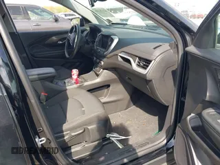 2024 GMC Terrain SLE z VIN 3GKALTEG9RL114196, wystawiony jako IAAI lot #42116149 z przebiegiem 17 048 mil mil oraz . Historia ofert i sprzedaży dostępna na DreamBid. Obrazek 5.