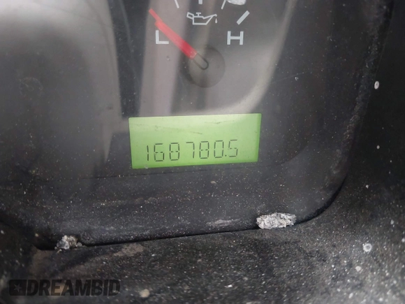 2004 Ford F-150 XLT with VIN 1FTPX14524NA34164, listed as a IAAI auction lot 41583236 with 168,780 mi miles. Bid and sale history available at carsss.com. Image 7.
