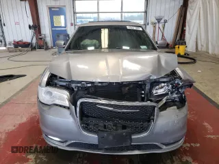 2016 Chrysler 300 Anniversary Edition with VIN 2C3CCARG4GH182547, listed as a Copart auction lot 48281965 with 115,611 mi miles and Salvage Title. Bid and sale history available at DreamBid. Image 5.