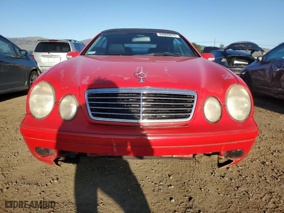 2003 Mercedes-Benz CLK-Class 4.3L with VIN WDBLK70G03T135641, listed as a Copart auction lot 44000875 with 98,670 mi miles and Clean Title. Bid and sale history available at carsss.com. Image 5.
