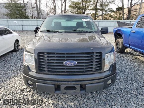 2014 Ford F-150 XL с VIN 1FTMF1EM3EKE15715, выставлен на аукционе Copart как лот 51105035 с пробегом 150 593 миль миль и Чистый • Clean title. История ставок и продаж доступна на DreamBid. Изображение 5.