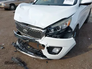 2018 Kia Sorento SX with VIN 5XYPK4A57JG407206, listed as a IAAI auction lot 42378049 with Not provided miles and . Bid and sale history available at DreamBid. Image 6.