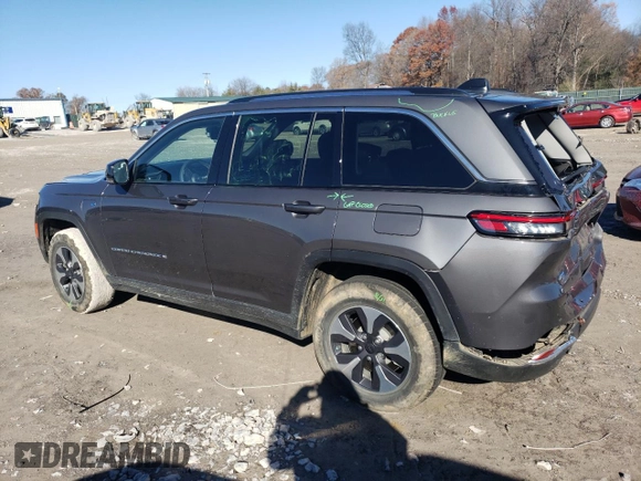 2023 Jeep Grand Cherokee 30th Anniversary z VIN 1C4RJYB64P8769262, wystawiony jako Copart lot #84694194 z przebiegiem 25 239 mil mil oraz Szkoda całkowita • Salvage title. Historia ofert i sprzedaży dostępna na DreamBid. Obrazek 2.
