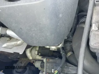 2015 BMW 4 Series 428i xDrive z VIN WBA4C9C55FD331921, wystawiony jako IAAI lot #42214901 z przebiegiem 94 970 mil mil oraz . Historia ofert i sprzedaży dostępna na DreamBid. Obrazek 22.