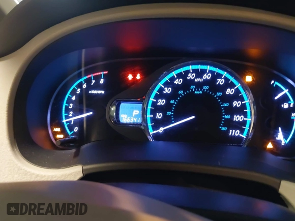 2013 Toyota Sienna XLE with VIN 5TDDK3DC9DS061903, listed as a IAAI auction lot 42067873 with 166,341 mi miles and . Bid and sale history available at DreamBid. Image 7.