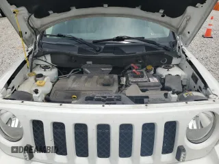2015 Jeep Patriot Sport with VIN 1C4NJRBB2FD358059, listed as a Copart auction lot 60173745 with 129,984 mi miles and Salvage title. Bid and sale history available at DreamBid. Image 12.