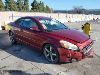 2011 Volvo C70 with VIN YV1672MC5BJ107798, listed as a IAAI auction lot 41830586 with 133,013 mi miles. Bid and sale history available at carsss.com. Image 1.