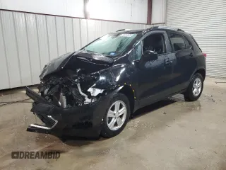 2022 Chevrolet Trax LT z VIN KL7CJPSM0NB523904, wystawiony jako Copart lot #49950365 z przebiegiem 50 040 mil mil oraz Czysty tytuł • Clean title. Historia ofert i sprzedaży dostępna na DreamBid. Obrazek 1.